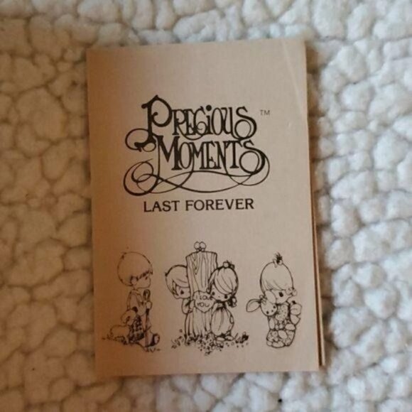 Precious Moments Vintage God Bless the Bride E2832 Porcelain Figurine in Box - Picture 2 of 7